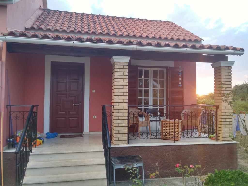 Beautiful Nearby Beach House With Garden, Private Pool And Large Yard Сидарион Номер фото