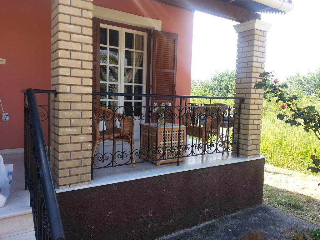 Beautiful Nearby Beach House With Garden, Private Pool And Large Yard Сидарион Номер фото