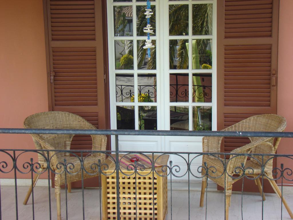 Beautiful Nearby Beach House With Garden, Private Pool And Large Yard Сидарион Экстерьер фото